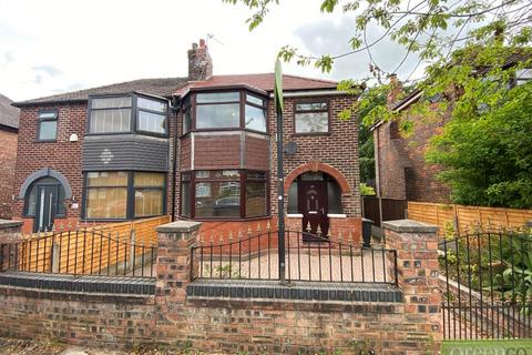 3 bedroom semi-detached house to rent, St. Peters Road, Salford M27