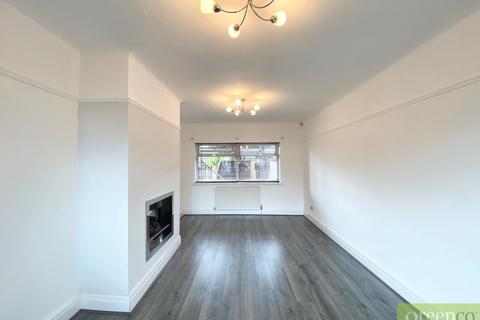 3 bedroom semi-detached house to rent, St. Peters Road, Salford M27