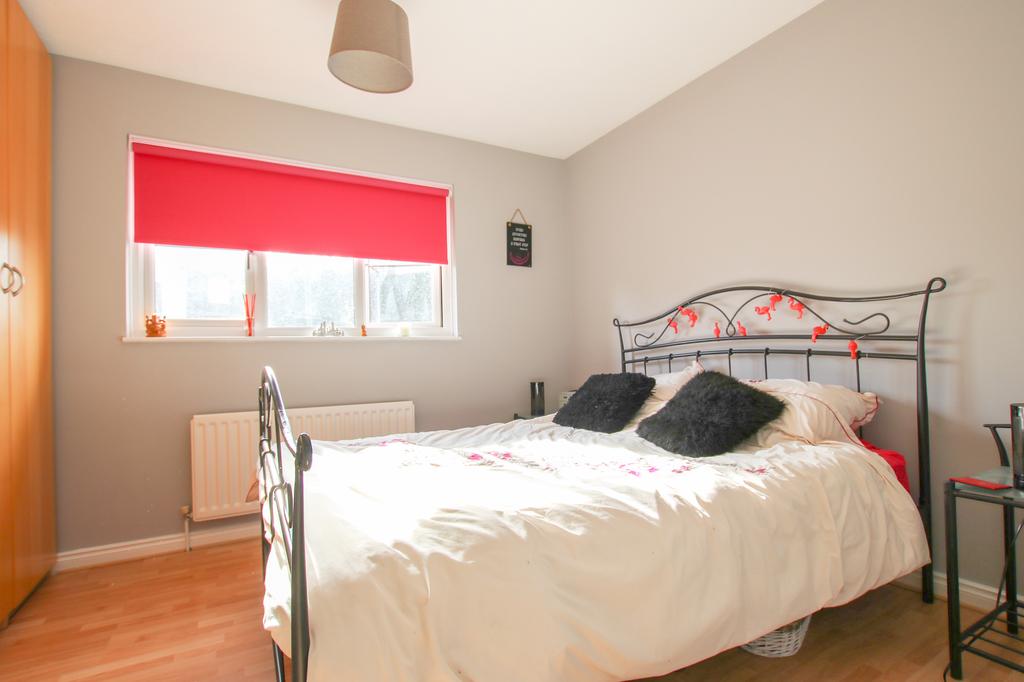 Bedroom 1: