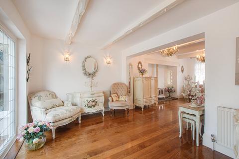 36 Bean Road, Bexleyheath, DA6 8HN