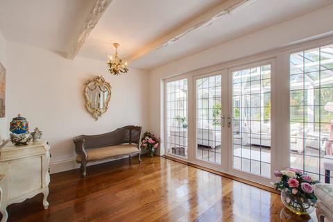 36 Bean Road, Bexleyheath, DA6 8HN