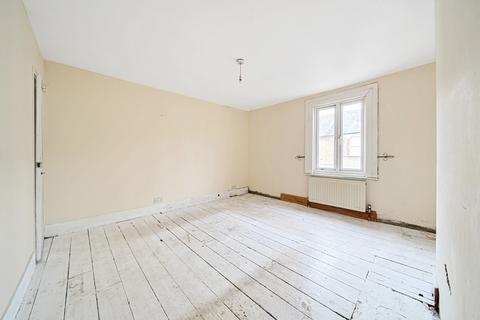 10 Acacia Road, Beckenham, BR3 4HU