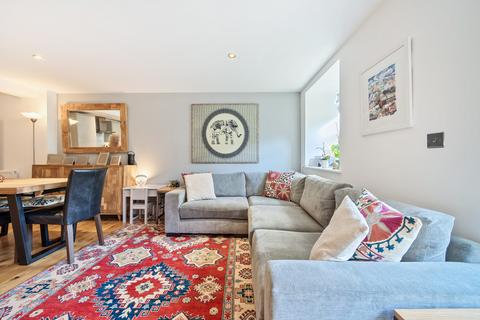 Flat 1, 44 Oakfield Road, Clifton, Bristol, BS8 2BG