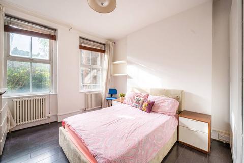 2 bedroom flat for sale, Talgarth Mansions, Barons Court, London, W14