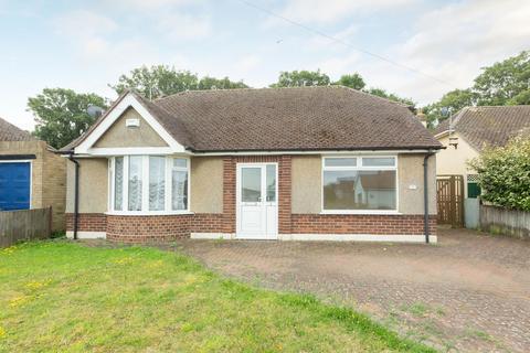 2 bedroom detached bungalow for sale, Anne Close, Birchington, CT7