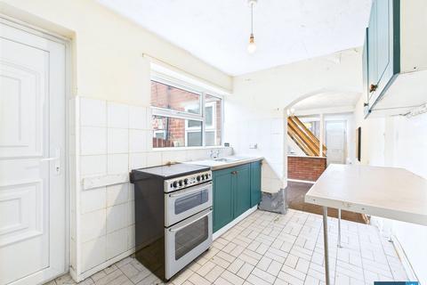 98 Dockin Hill Road, Doncaster, DN1 2QX