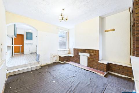 98 Dockin Hill Road, Doncaster, DN1 2QX