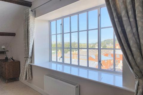 2 bedroom flat for sale, Bridport