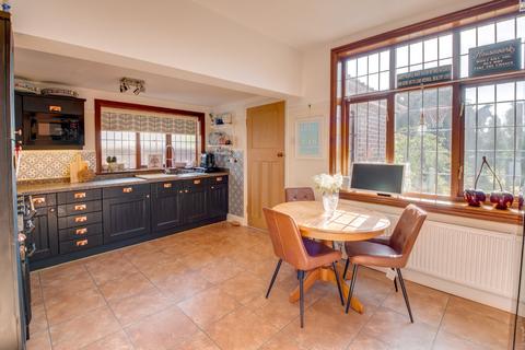 28 Hyperion Road, Stourton, Stourbridge, DY7 6SB