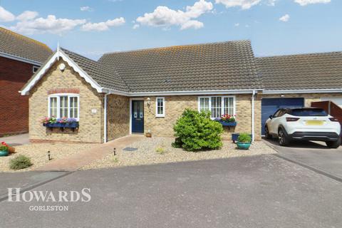 3 bedroom detached bungalow for sale, Watsons Close, Hopton