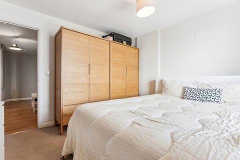 undefined, Queensland Road, London