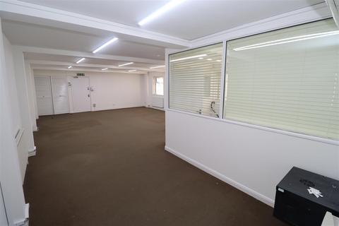 Office to rent, Monkville Avenue, Temple Fortune, London, NW11