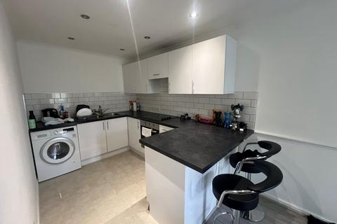 1 bedroom flat to rent, Longbridge Road, Barking IG11