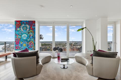 3 bedroom flat to rent, Coda Residences, 6 York Place, London