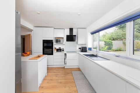 86 Howard Cornish Road, Marcham, Abingdon, OX13 6PU
