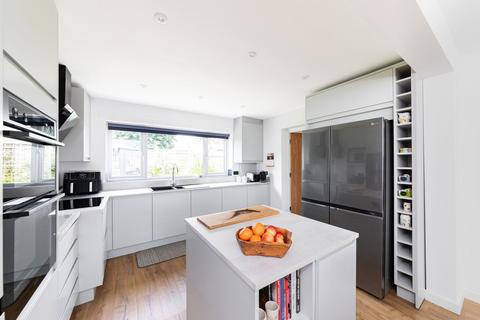 86 Howard Cornish Road, Marcham, Abingdon, OX13 6PU