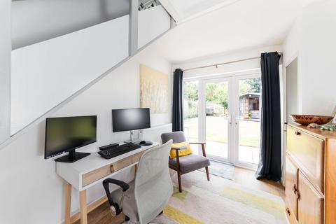 86 Howard Cornish Road, Marcham, Abingdon, OX13 6PU