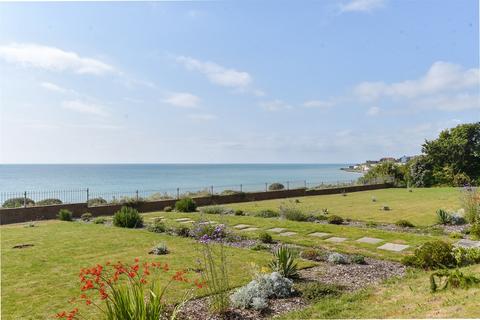 3 bedroom ground floor flat for sale, Ocean Drive, Broadstairs, Kent