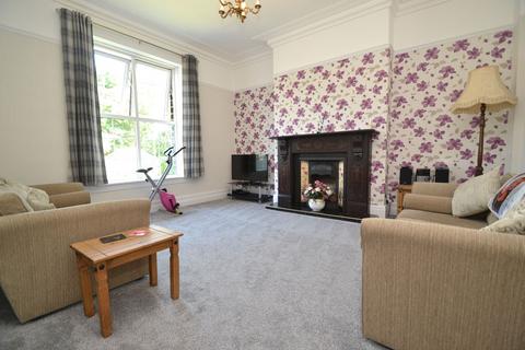 5 bedroom semi-detached house for sale, Thackley, Thackley BD10