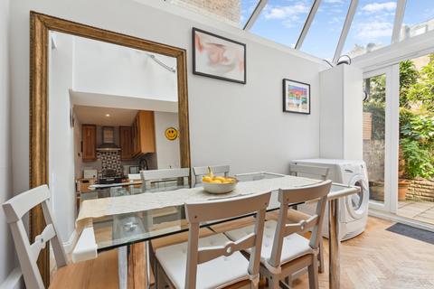 2 bedroom flat for sale, Lilyville Road, Parsons Green, London