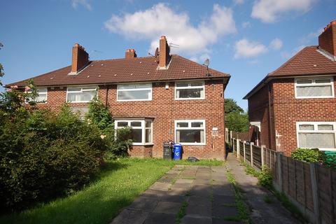 4 bedroom semi-detached house to rent, Broadoak Road, Manchester M22