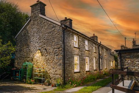 3 bedroom detached house for sale, Penlon, Llanddewi Brefi, Tregaron, Ceredigion