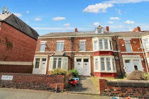 2 bedroom ground floor flat for sale, Byker Terrace, Walker, Newcastle upon Tyne, Tyne and Wear, NE6 3AE