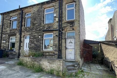 2 bedroom end of terrace house for sale, Peel Street, Heckmondwike