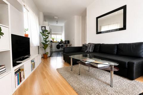 undefined, Jeeva Mansions, 135 Shacklewell Lane, Dalston