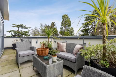 2 bedroom penthouse for sale, Uplands Road, Guildford, Surrey, GU1