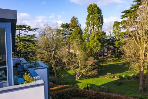 2 bedroom penthouse for sale, Uplands Road, Guildford, Surrey, GU1