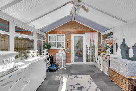 29 Dodson Close, Ashton In Makerfield, Wigan, WN4 8TY