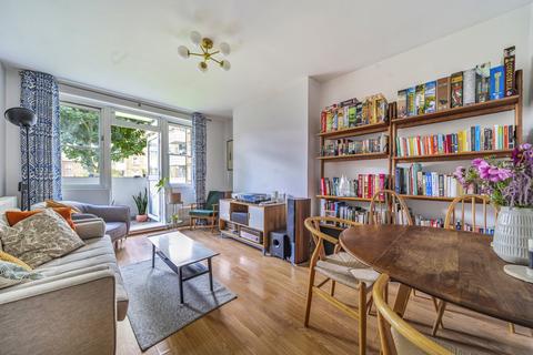 2 bedroom apartment for sale, Wyndham Estate, Camberwell, London