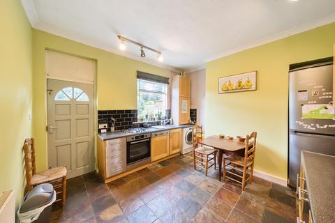 undefined, Westover Road, Leeds, West Yorkshire, UK, LS13