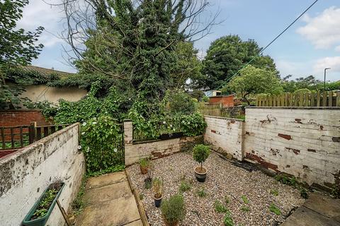 undefined, Westover Road, Leeds, West Yorkshire, UK, LS13