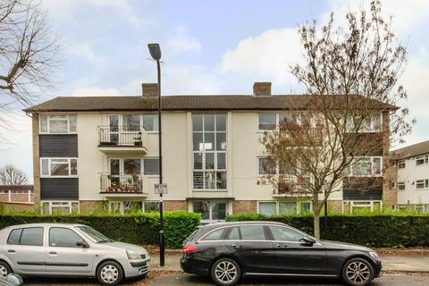 2 bedroom flat to rent, Clitherow Avenue, Hanwell, London, W7