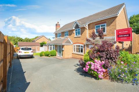 5 bedroom detached house for sale, Saunderton Close, Haydock, WA11