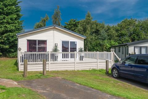 3 bedroom park home for sale, Saxons Walk, Yar Side