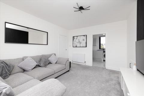 2 bedroom flat for sale, 180 Birkenside, Gorebridge, EH23