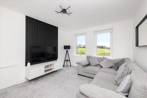 180 Birkenside, Gorebridge, EH23 4JL