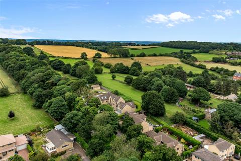 5 bedroom detached house for sale, Coachgates, Flockton, Wakefield, West Yorkshire