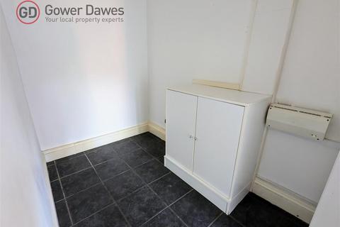 25 Cedar Road, Grays, RM16 4SX