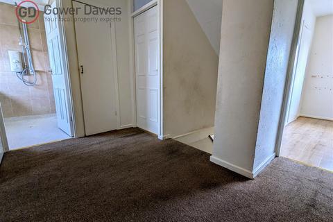 25 Cedar Road, Grays, RM16 4SX