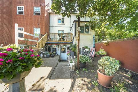 6 bedroom terraced house for sale, Lorne Street, Reading, Berkshire