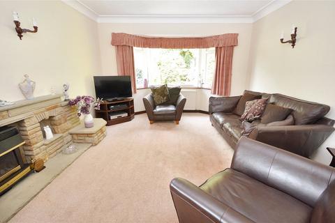 36a Heathfield, Leeds, LS16 6AQ