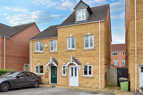 3 bedroom semi-detached house for sale, Springfield Road, Lofthouse, Wakefield, West Yorkshire