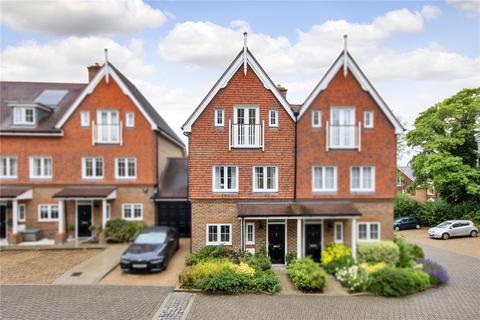 3 bedroom semi-detached house for sale, Sovereign Place, Tunbridge Wells, Kent, TN4