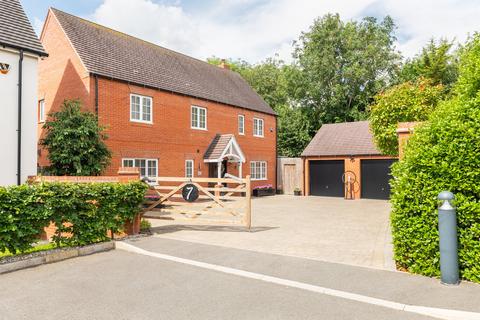 5 bedroom detached house for sale, Victor Close, Gaydon, Warwickshire, CV35