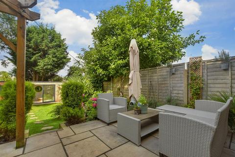 55 Eldon Road, Caterham, CR3 5JT