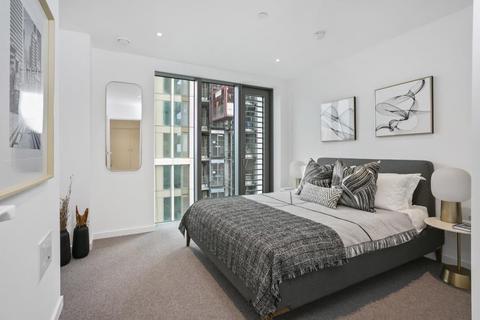1 bedroom apartment to rent, Jacquard Point, London E1